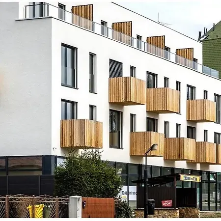 Besen 207 Emila Apartament *